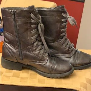 Women’s winter boots